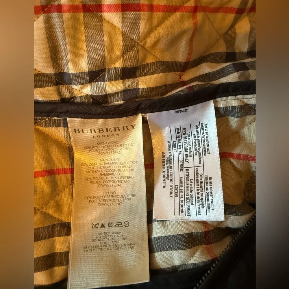 Burberry Women’s Quilted Black Jacket (Authentic) - Picture 3 of 9